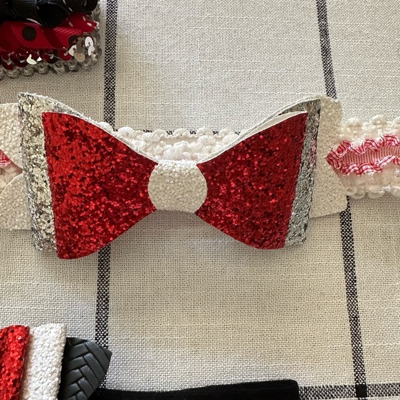 University of Georgia Black, white & red toddler hair bows/ headbands - Picture 4 of 8
